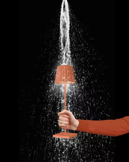 TROLL 2.0 Outdoorleuchte orange, dimmbar, Akkubetrieben, H 38 cm