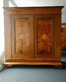 Schwälmer Schrank um 1800/20