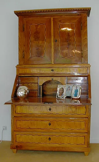 Aufsatzsekretär Freiberg um 1810