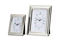 Tischuhr Perle vers., 10 x 15cm
